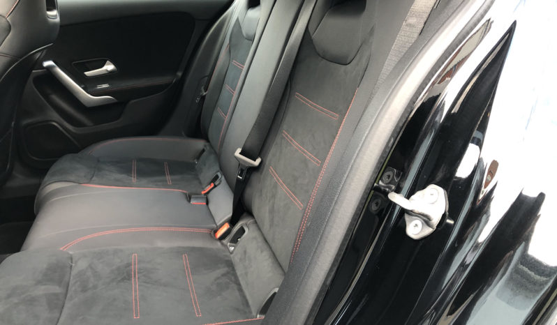 Mercedes Classe A 180 d 116ch AMG Line 7G-DCT FULL TOIT/GPS/SEMI-CUIR/MBUX/CAMERA/18″ complet