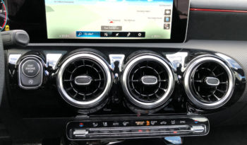 Mercedes Classe A 180 d 116ch AMG Line 7G-DCT FULL TOIT/GPS/SEMI-CUIR/MBUX/CAMERA/18″ complet