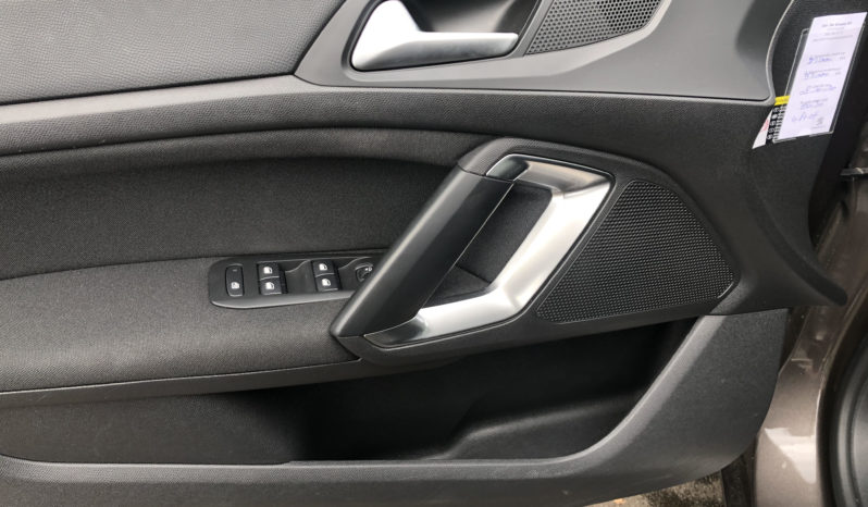 Peugeot 308 1.6 HDI 120 ALLURE FULL LED/GPS/16″ complet