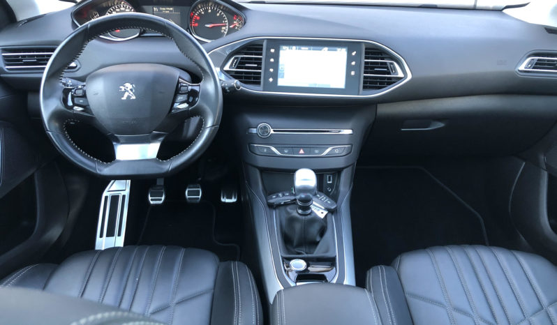 Peugeot 308 1.6 BlueHDI 120 FELINE FULL TOIT/FULL LED/CUIR/GPS/CAMERA/DENON/PARK ASSIST/16″ complet