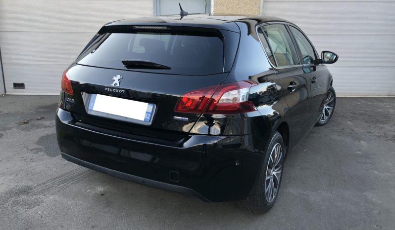 Peugeot 308 1.6 BlueHDI 120 FELINE FULL TOIT/FULL LED/CUIR/GPS/CAMERA/DENON/PARK ASSIST/16″ complet