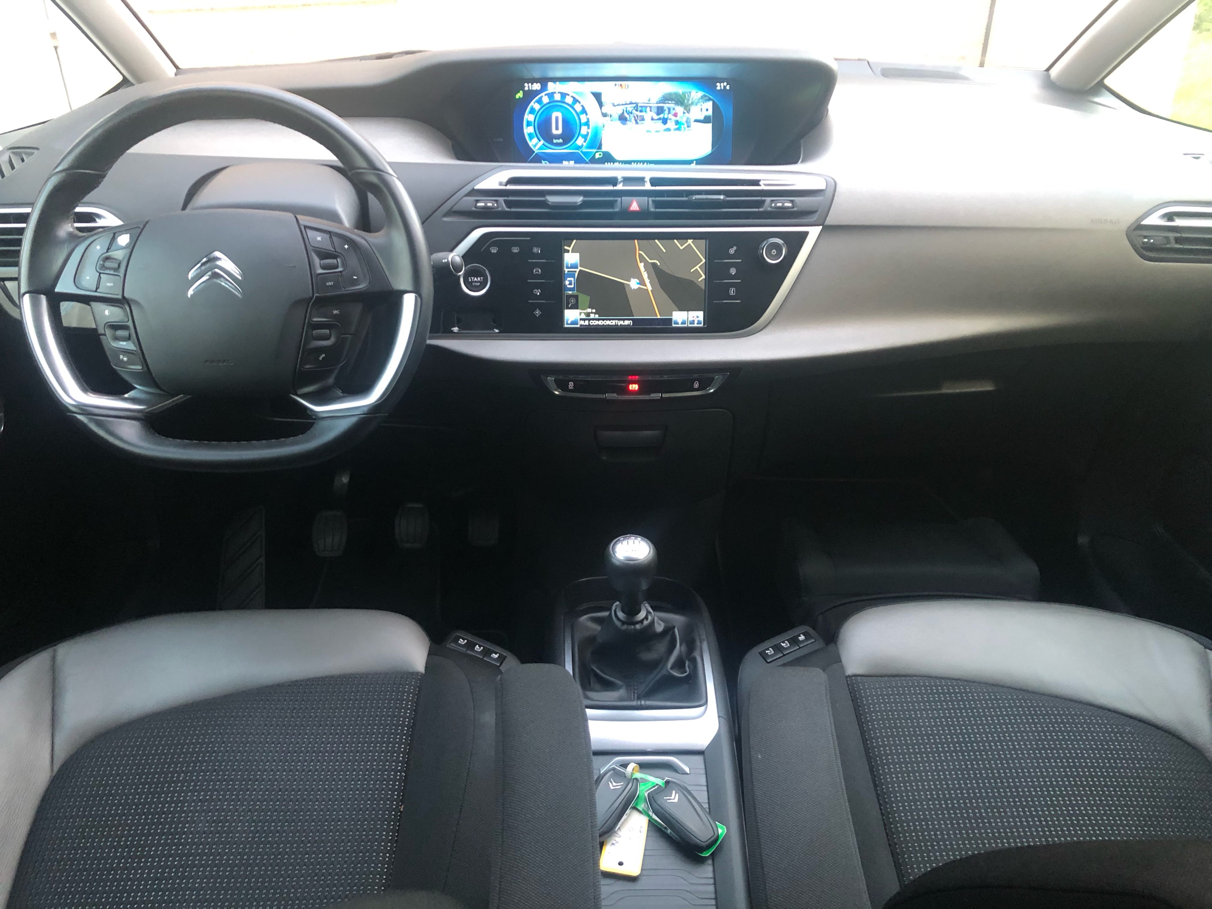 Citroën Grand C4 1.6 HDI Exclusive SEMI-CUIR/MASSAGE/GPS/CAMERA/17" -